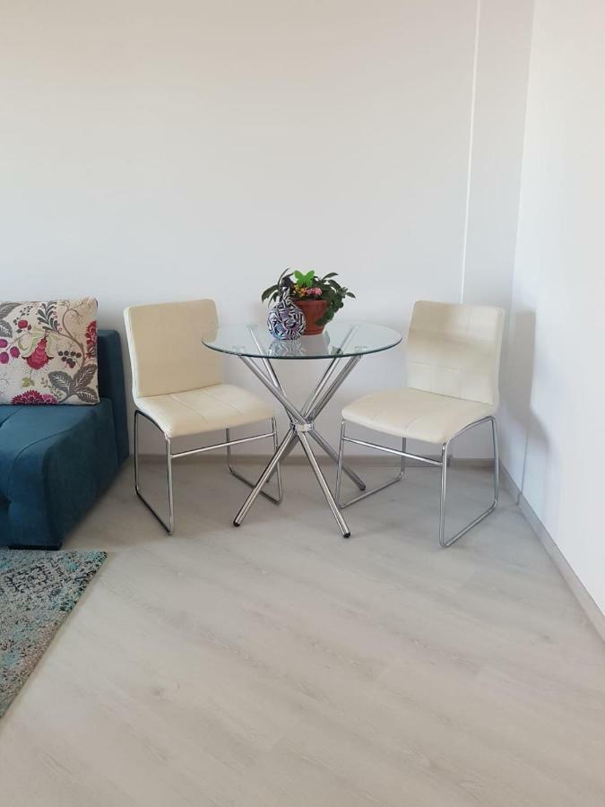 Daisy Apartament Нэводари Экстерьер фото